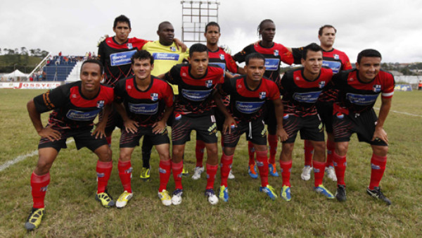 Colombianos harán pretemporada completa con Deportes Savio