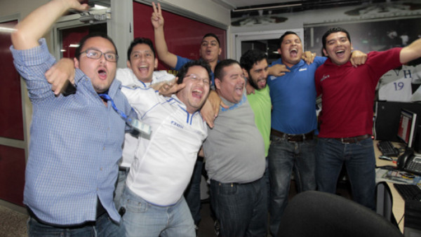 En DIEZ celebramos a lo grande clasificación al Mundial