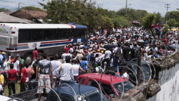 Necaxa-Olimpia, nuevamente suspendido