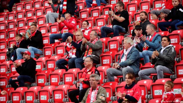 Guatemala y El Salvador: Diferentes ligas del mundo que se juega con público en tiempo de pandemia