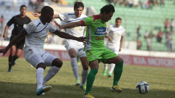 Olimpia ruge en casa goleando a Marathón