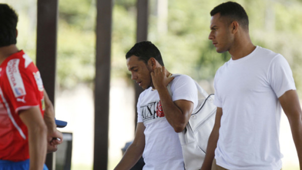 Walter Hernández, fuera del Olimpia