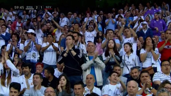 James Rodríguez se despide del Bernabéu llorando y entre aplausos