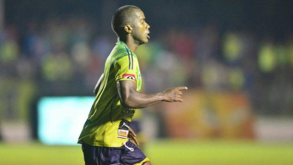FICHAJES EN ASCENSO: El mercado de piernas se sigue moviendo en Segunda División de Honduras