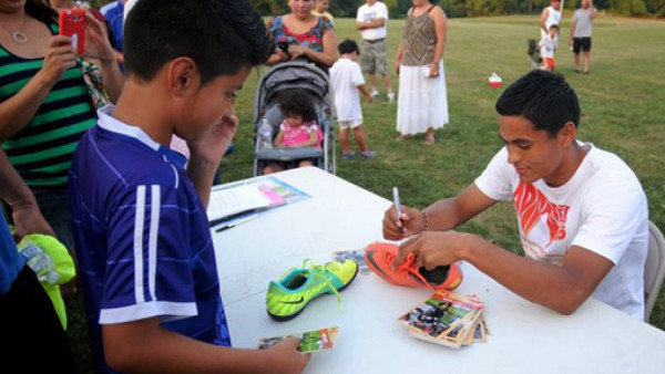 Reconocen labor humanitaria de Andy Najar