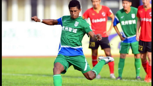 Carlo Costly desciende a tercera división en China