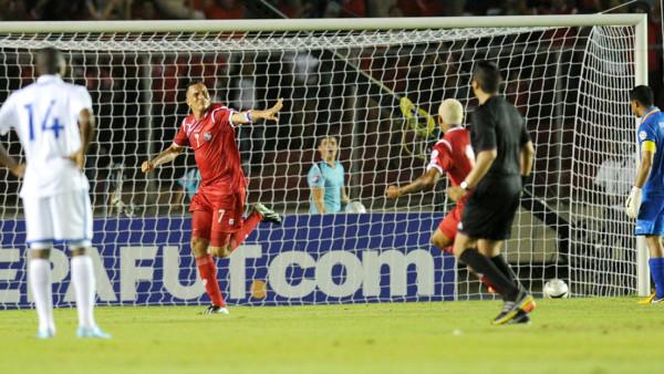 Honduras tropieza en Panamá
