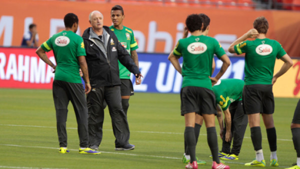 Honduras y Brasil calentaron el estadio Sun Life