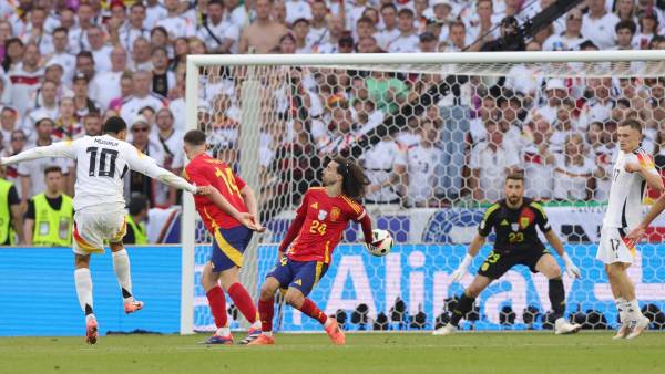 Cucurella sorprende con su confesión tras recordar su mano en el duelo España-Alemania por la Eurocopa