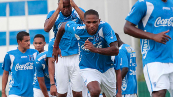 'Soy un cipote que vive de las críticas', Georgie Welcome