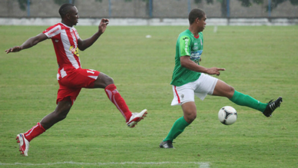 Marathón empató con Vida gracias a Mitchel Brown