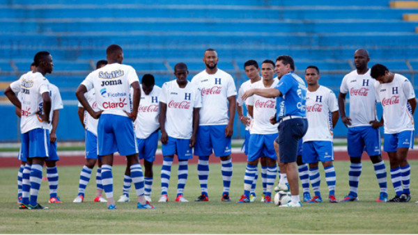 Honduras viene en picada en ranking FIFA