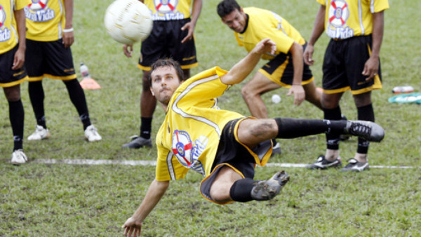 Pepe Treviño considera complicada la llegada de Carlinho