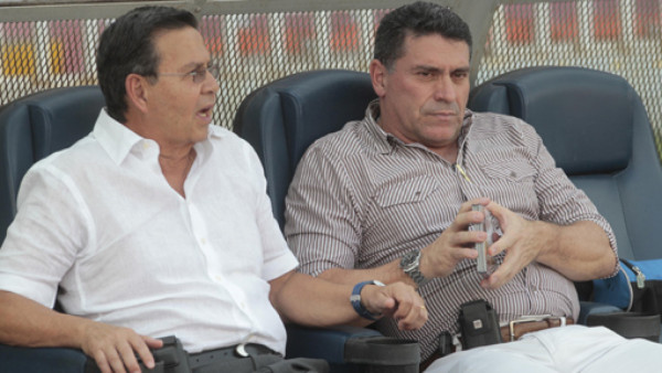 Luis Suárez cuestiona césped del Nacional