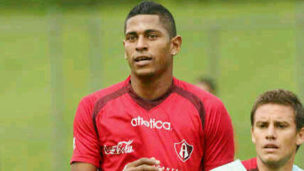 Costly se presenta al Atlas con nuevo look