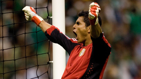 Oswaldo Sánchez se retira con derrota de la selección mexicana