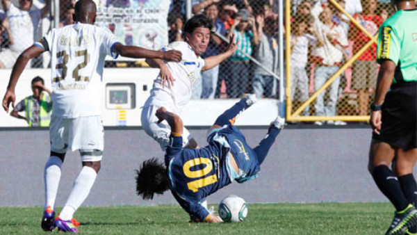 EN VIVO: ¡Olimpia y Motagua aburrieron!
