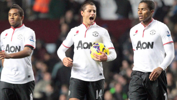 Chicharito se luce con Manchester United