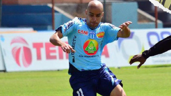 Colombiano Omar Guerra es nuevo jugador de Olimpia