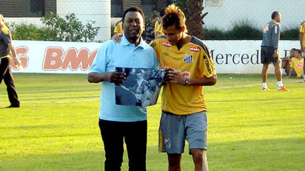 Pelé cree que Neymar es mejor que Messi