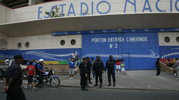 Victoria pidió seguridad para llegar al Nacional