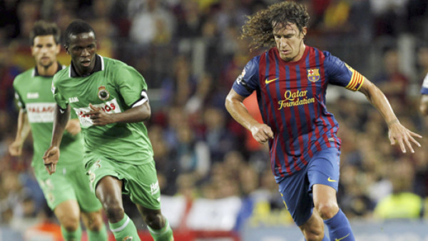 Messi guía al Barcelona a la cima