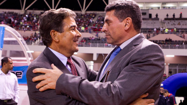 Luis Suárez y Jorge Luis Pinto, dos colombianos con estilos diferentes