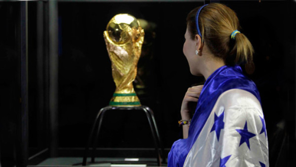Costa Rica, primero de Latinoamérica en recibir Copa del Mundo