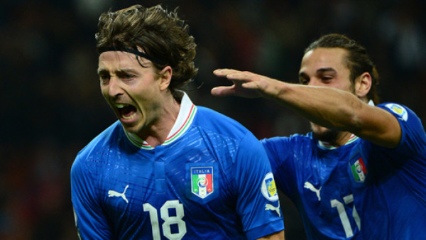 Italia derrota a Dinamarca y sigue liderando el Grupo B