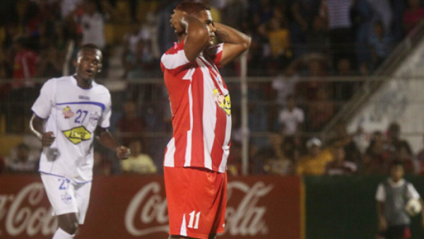 Elmer Zelaya revela que ha recibido amenazas de muerte