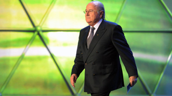 Joseph Blatter se disculpa con Real Madrid por comentario sobre Cristiano