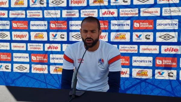 Edrick Menjívar solo piensa en Marathón y ya a partir del jueves se van a preparar de cara al clásico ante Motagua. Foto Diez: Victor Bustillo.