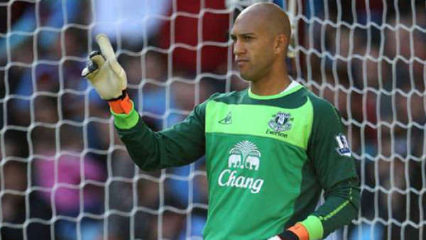 Tim Howard anota golazo desde su marco