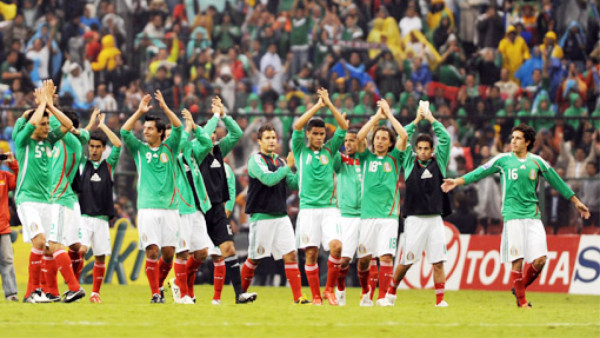 Prensa azteca sobre la hexagonal: 'México suertudo'