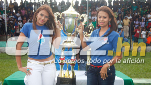 Yoro FC y Parrillas One definirán en Tela al campeón del Clausura