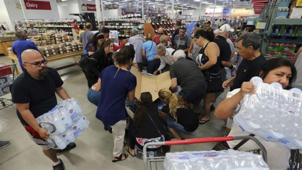 Caos y preocupación en La Florida por llegada del huracán Irma