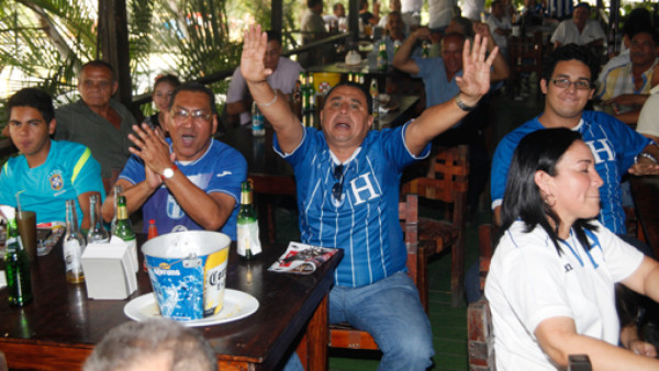 Celebración en Honduras por triunfo ante Cuba