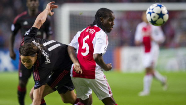 Ajax empató 1-1 con Milan