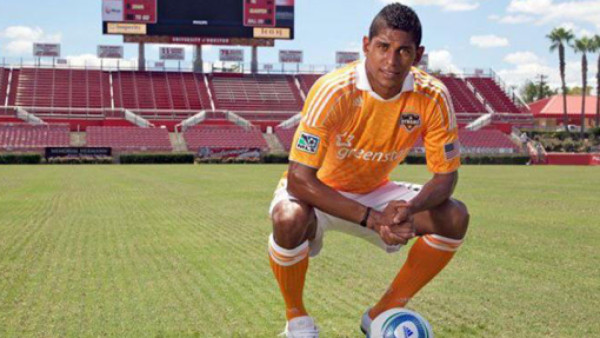 Costly usará la camiseta 29 en el Houston