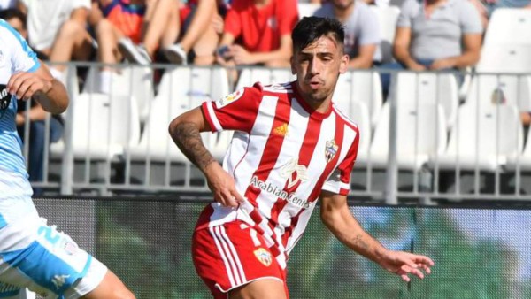 Fichajes: Barcelona busca crack en Inglaterra, Real Madrid presentaría baja y Raúl Jiménez es noticia