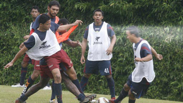 Primi tomó el control del Motagua