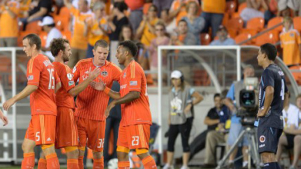 Houston Dynamo goleó al FAS sin Boniek García