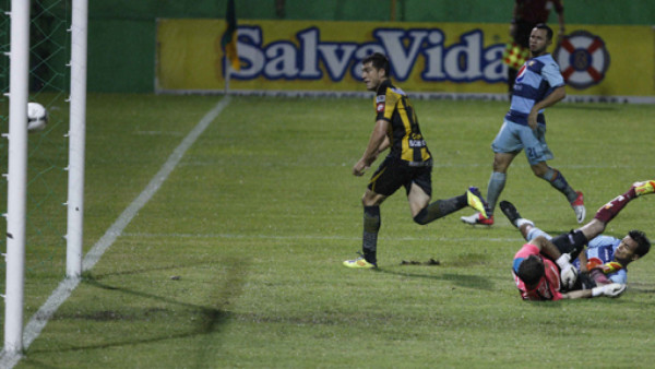 Hansen tumbó a Motagua en el Morazán