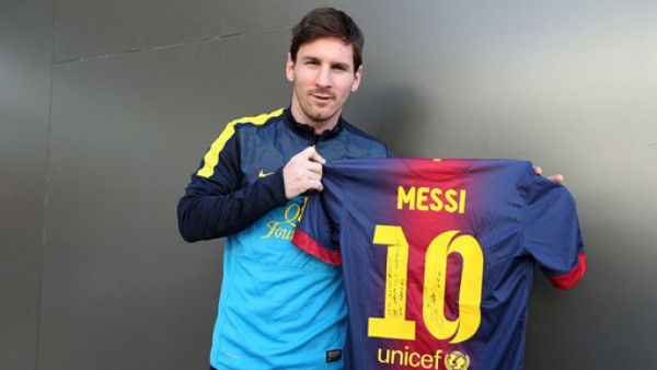 Messi envía a Müller camiseta dedicada