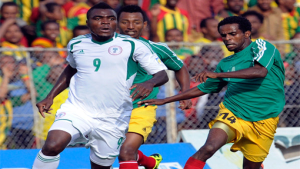 Nigeria pone un pie en Brasil; Túnez y Camerún a expensas de la vuelta