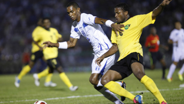 Honduras frena mala racha con Jamaica