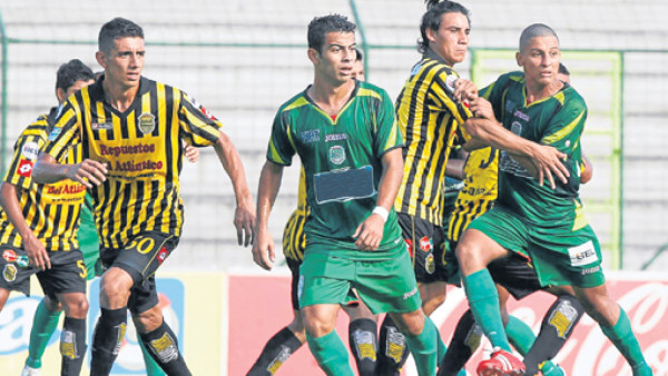 ¡Increíble! Eliminan a 8 clubes de reservas