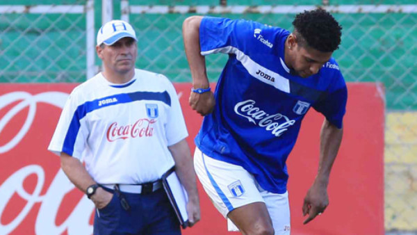 'Costly debería pensar en jugar en un equipo profesional': Suárez