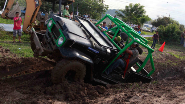 Jornada de infarto en el 4x4 de San Pedro Sula
