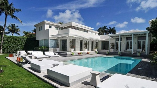 Las mansiones de los famosos que el huracán Irma podría destruir en Mimai